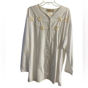 Victoria’s Secrets gold label night shirt vintage white  oversized Medium NWT